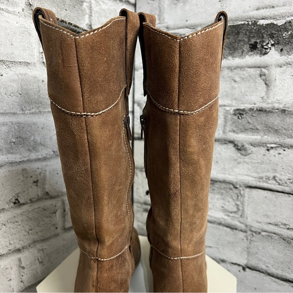 Nine West Tan Suede Square Toe Low Block Heel Boots Size 7 - Picture 9 of 13